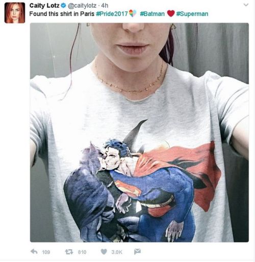 crazyintheeast: God I hope she goes to comic con with this shirt
