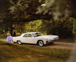 lincolnmotorco:  1961 Lincoln Continental four-door hardtop 