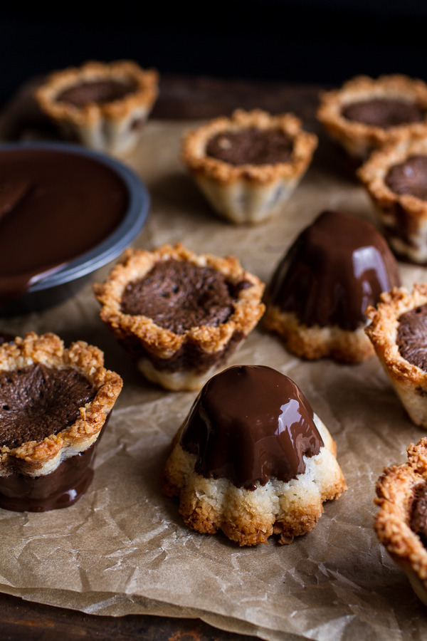 do-not-touch-my-food:Samoas Macaroon Tarts