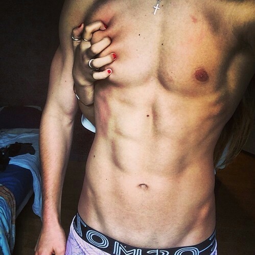 not–in-love:  Mm ♥ em We Heart It. 
