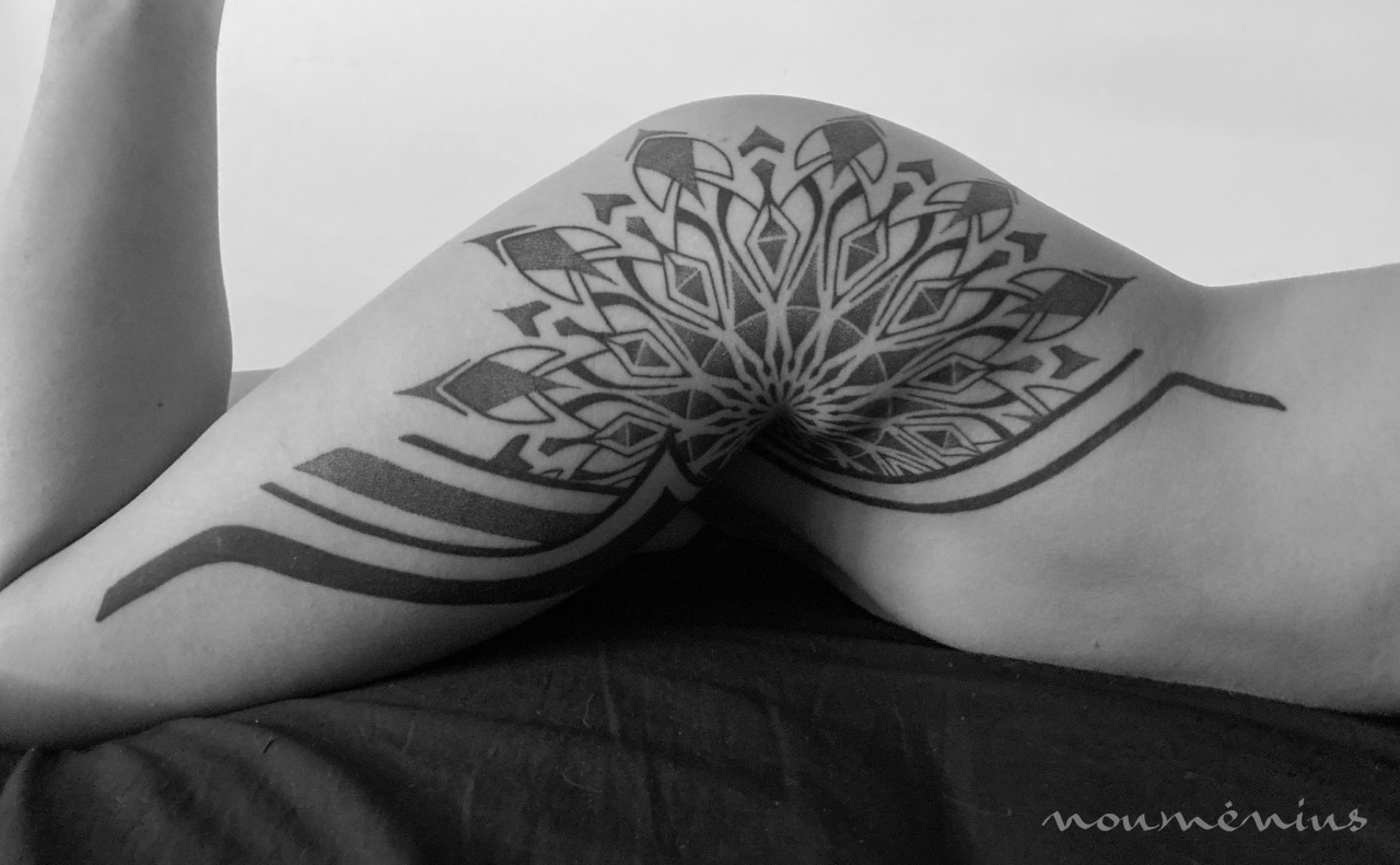 100 Delightful Blackwork Tattoo Designs  Redefining the Art of Tattooing