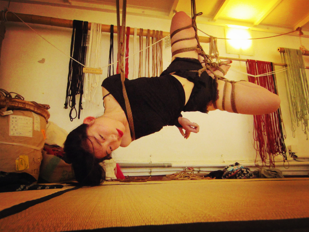 humanchuo:  some photos in the workshop of pedro,it was a very hard physic work 