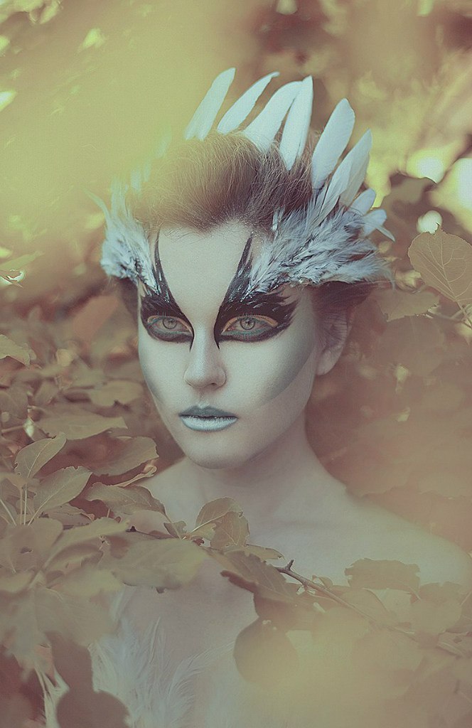 groteleur:  Worst Makeup Fails &gt;  