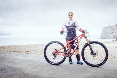 Congrats Tracy Moseley! Pinkbike’s 2015 Female Athlete of the Year! t.co/tm1wx2S9ht #