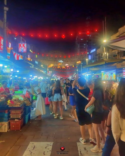 Jalan Alor (亚罗街)