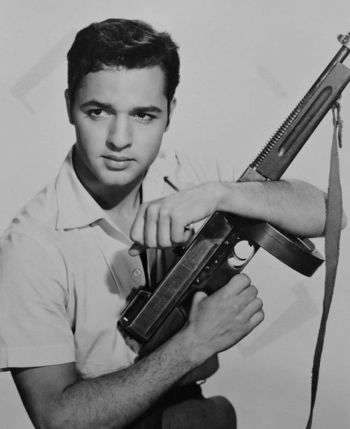 modbeatnik:Sal Mineo in Escape from Zahrain, 1961