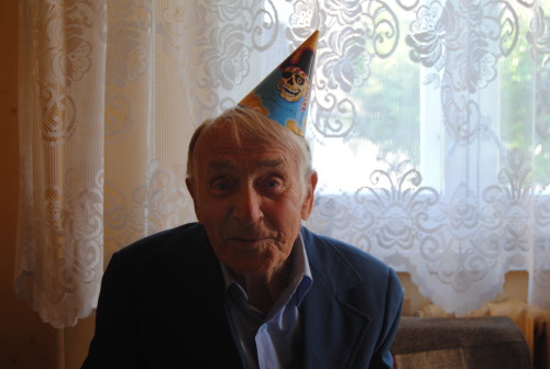 fotosnik:vanaisa 85 + liisi 21ehk hästi palju ujumist