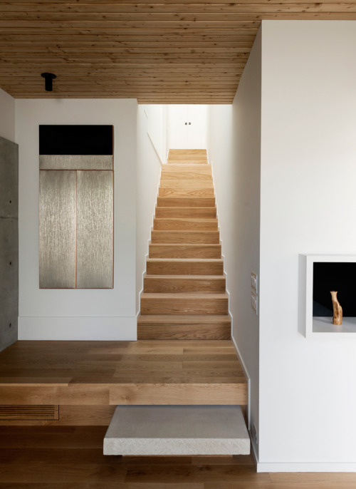 remash:  concrete box house ~ robertson design 