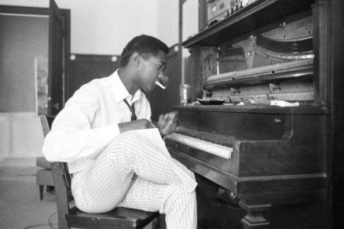 Porn photo k-a-t-i-e-:  Sam Cooke at RCA recording studio