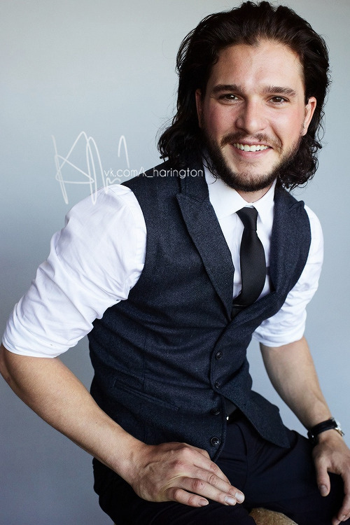 New Outtakes of Kit Harington for GQ UK by Peggy Sirota (x)