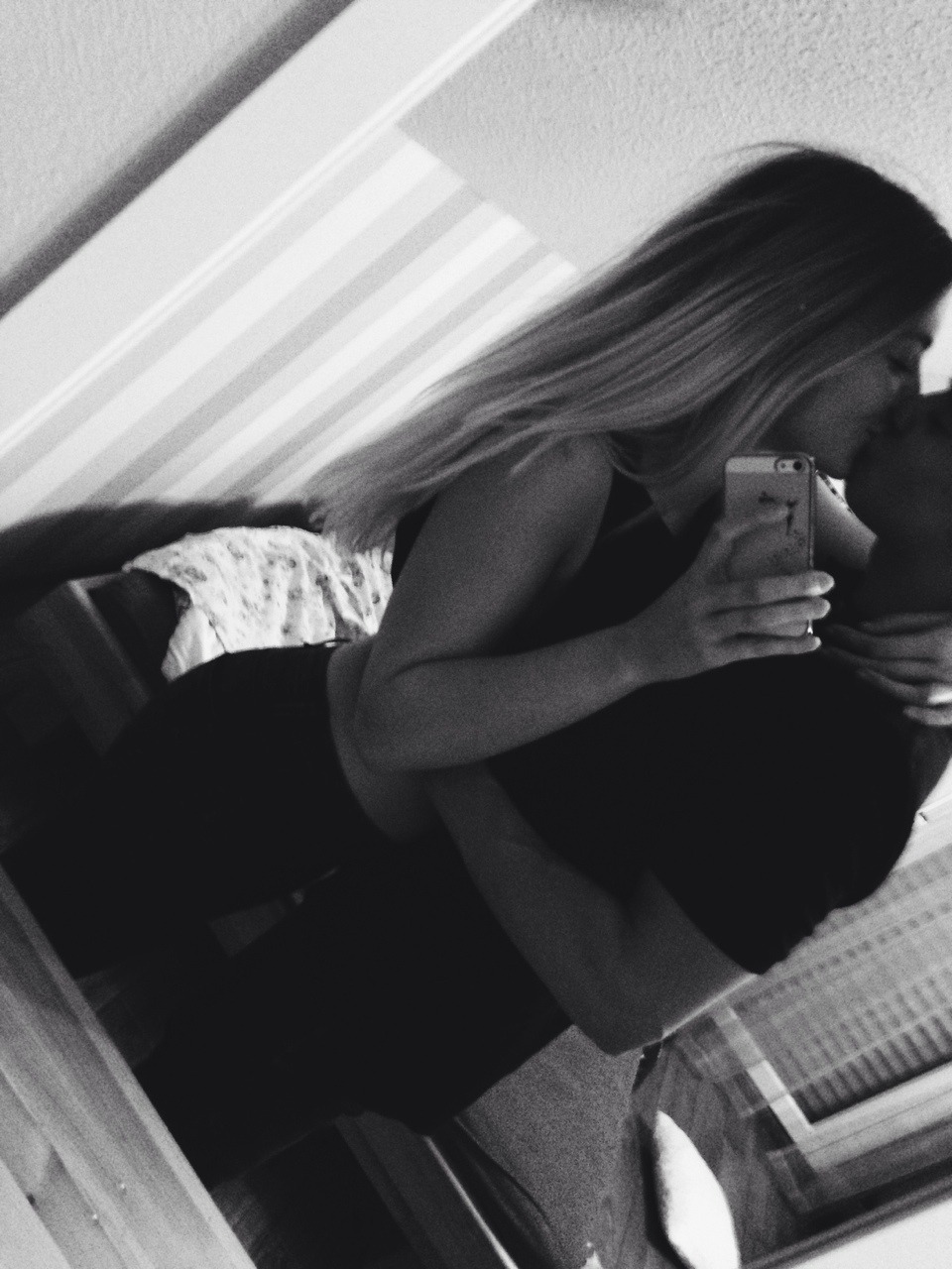 h-auptgewinn:  “I don’t remember falling in love with you.  I just remember