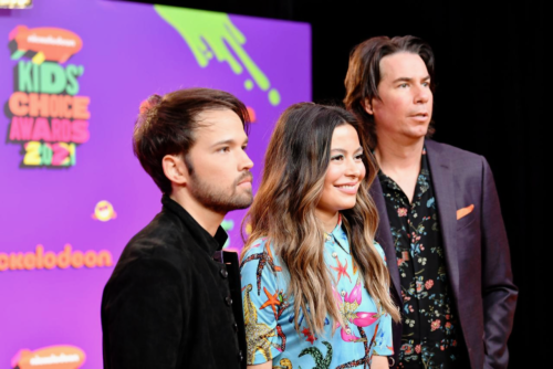 shhcosgrove:Nathan Kress, Miranda Cosgrove and Jerry Trainor attend Nickelodeon’s Kids’ Choice Award