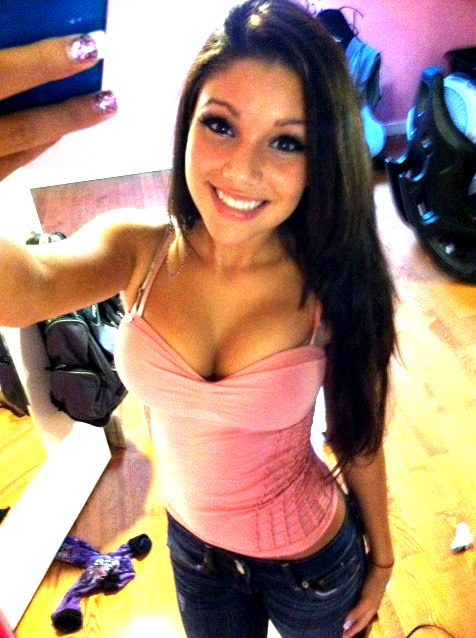 yourfavboobsite:  YourFavBoobSite.com      (via TumbleOn)