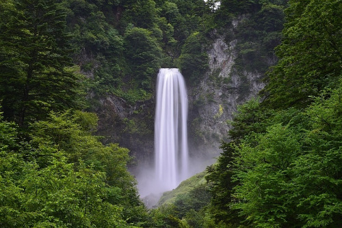 isawatree:Hirayu ootaki falls by ta28