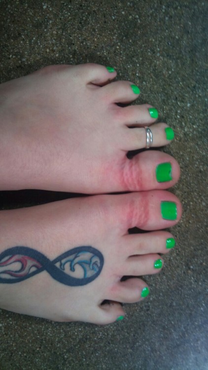 proxypaige: Bondage toes