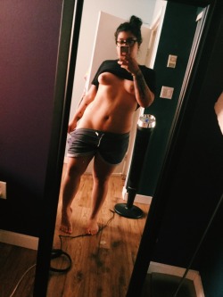 highnympho:  When all you eat is bad food and stopped working out but your body still looks dece. 