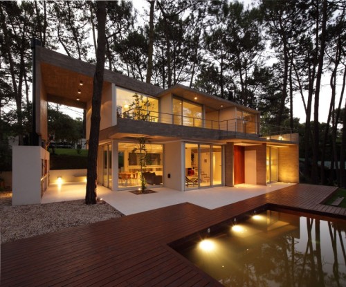 cjwho:  Fresno House by Felix Raspall & Federico Papandrea 