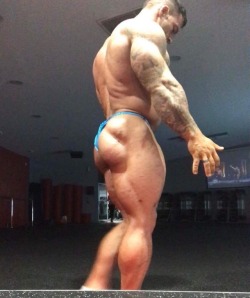 needsize:  Glute goals for 2018Aaron Polites