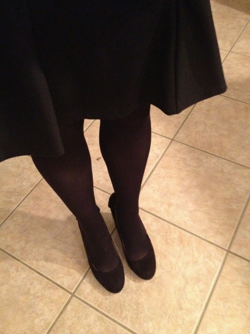 #pantyhose #skirt #pansuto #pantimedias #nylons #sexy #heels #strumphose #tights