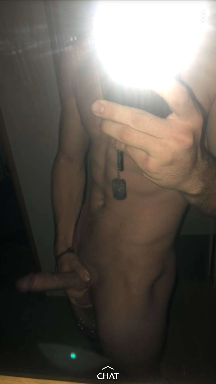0nlythebestboys:  baitedyoungguys:  Trystyn, USAF Member stationed in Germany  🤤🍆