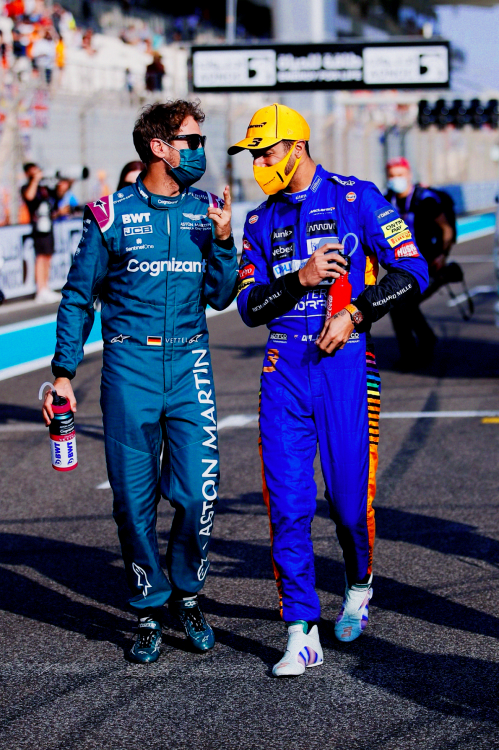 callumsmick: Sebastian Vettel and Daniel Ricciardo during the F1 Grand Prix of Abu Dhabi at Yas Mari