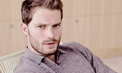 greyspam:Jamie Dornan