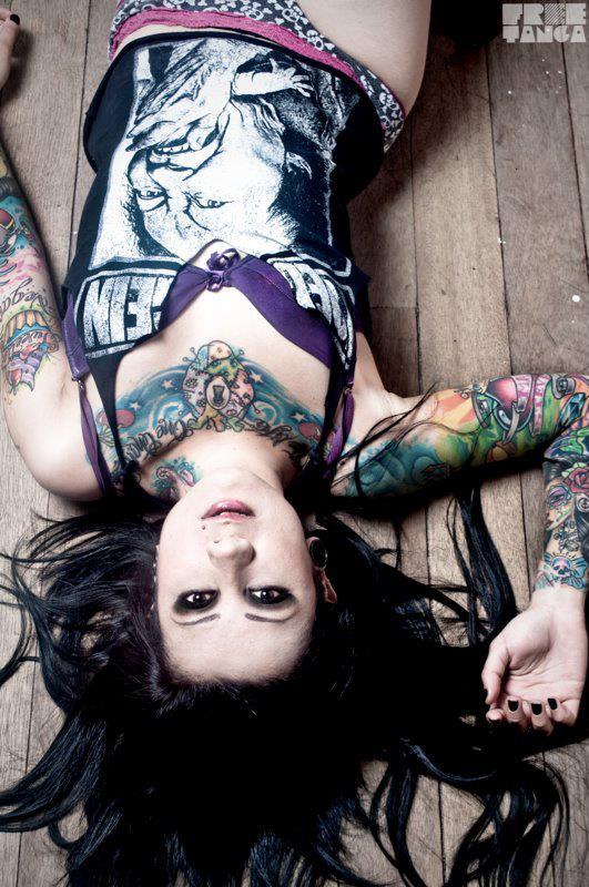 ohmygodbeautifulbitches:  Nita 