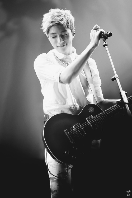 ifntsoo:  140807 That Summer Concert 2© made in L | do not edit/crop/remove the watermark. 