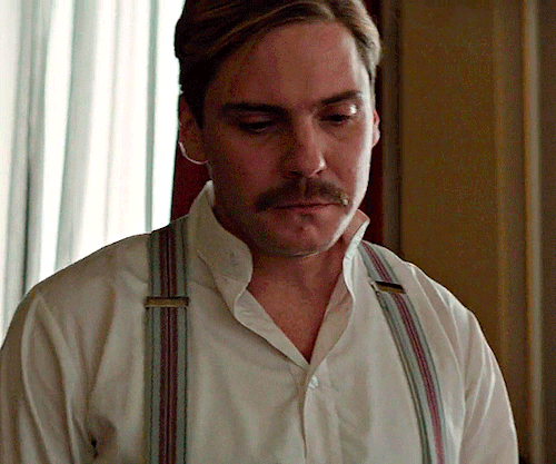 DANIEL BRHL As LUTZ HECK In THE ZOOKEEPERS WIFE (2017) Dir. Niki Caro