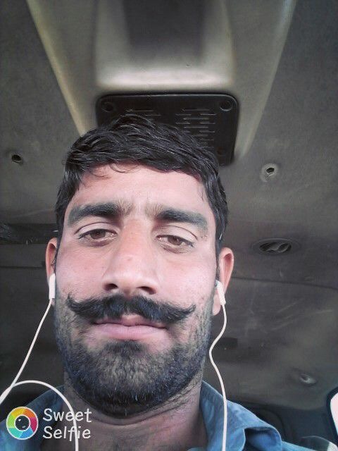 Natural Muslim Men