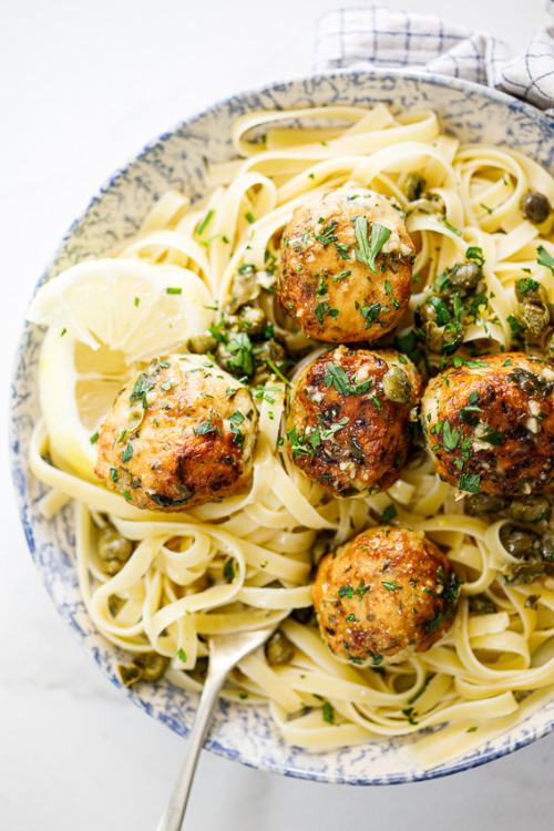 foodffs:Lemon chicken piccata meatballsFollow for recipesIs this how you roll?