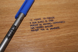 sopravvivodiricordi: “E mi manca da morire e non glielo so dire, perché mi hanno insegnato che troppo amore manda via le persone.” -Susanna Casciani. 