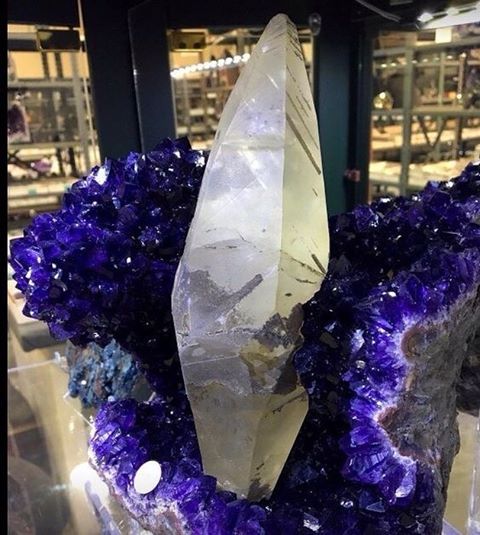 geologypage:  Amethyst with Calcite Crystal | #Geology #GeologyPage #Mineral  Geology Pagewww.geologypage.com
