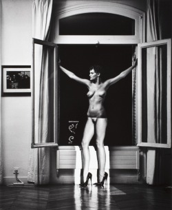 vivipiuomeno1:  HELMUT NEWTON (1920-2004)