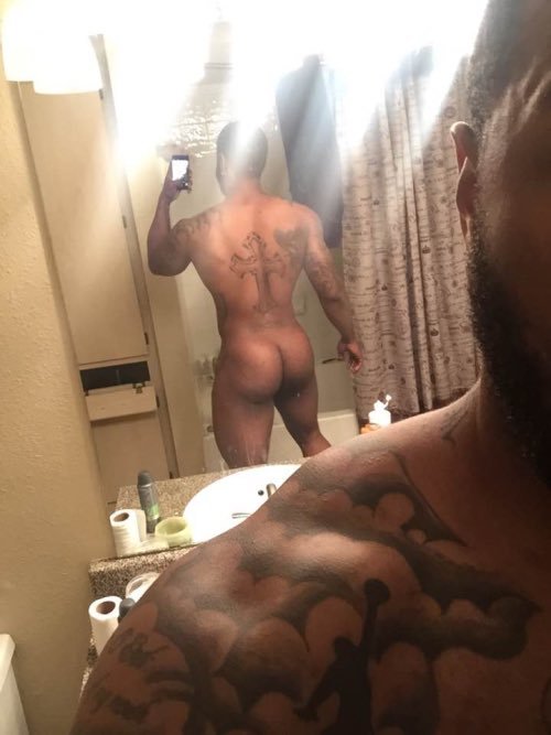 galaxiag:  #boys / #bums / #cocks / #bigblackdick #galaxyg You like it? follow me