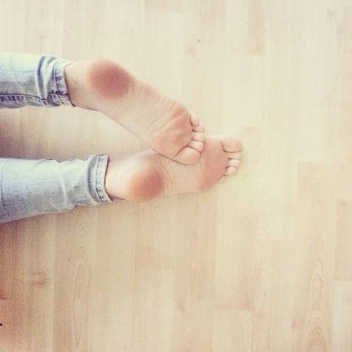 XXX carnalfeet:  ;)      photo