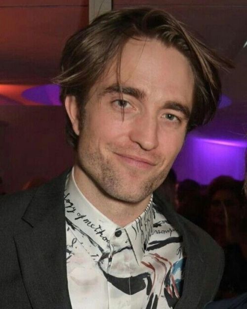 My beautiful man! ❤️❤️ #robertpattinson #love  #temptationtuesday #thelighthouse#batman #twilightsag