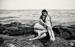 blootje:  sea by -xtzc-   500px: http://500px.com/photo/5647128