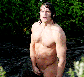 henricavyll: Jamie fixing the mill    #Outlander  #Jamie Fraser  #jammfedit  #Sam