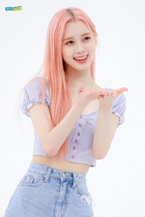 NaYoung (LIGHTSUM) - Weekly Idol Pics 