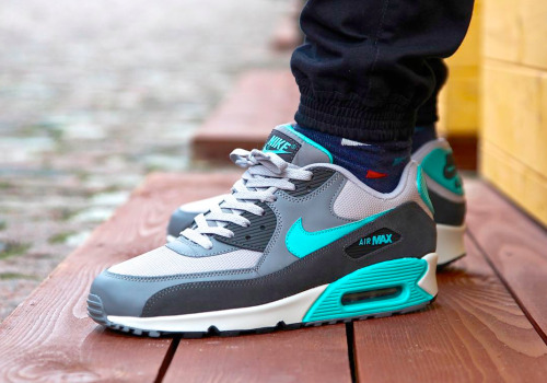 Nike Air Max 90 Custom (by Jaydee Lordedge) – Sweetsoles – Sneakers, kicks  and trainers.