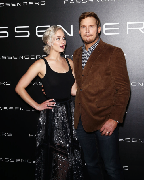 jenniferlawrencedaily:Jennifer Lawrence and Chris Pratt attend CinemaCon 2016 at Caesars Palace on A