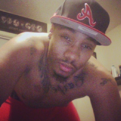 thickredboi83:  tohottootouch:  Yes to that ass   CRUSH!!!!  😍😍😍😍