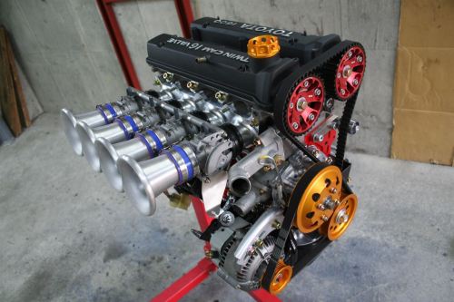 beautifullyengineered:  Nakayama Racing upgrades the 4A-GE in their privateer AE86 Source 