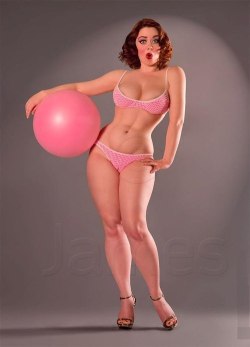 pirateofthecurvybean:  muscular hourglass !! 