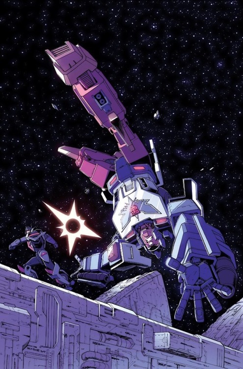 megapurrv:Looks like a certain Autobot didn’t agree with Getaway and got bomped…Lost Light cover