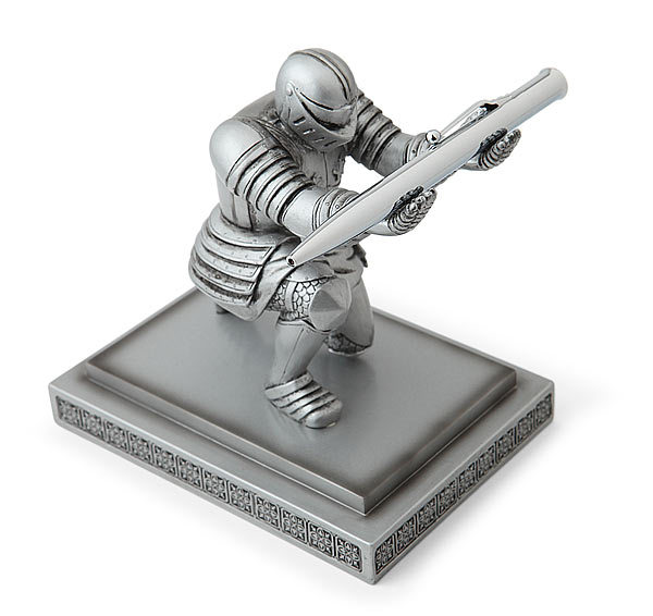 secretlycoolballoon:  laughingsquid:  An Executive Knight Pen Holder Designed to