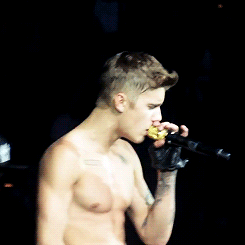 hotfamous-men:  Justin Bieber