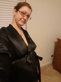 nerdynympho87: Getting online soon! Come see what’s under this robe! NerdyNympho.cammodels.com NerdyNympho.ManyVids.com