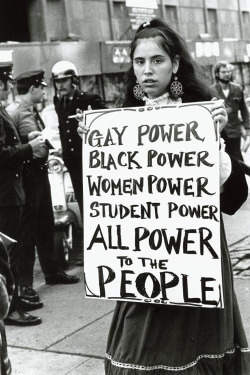 vintagegal:  Protester at N.Y.U.’s Weinstein Hall demonstration for the rights of gay people on campus photographed by Diana Davies, 1970 (via) 